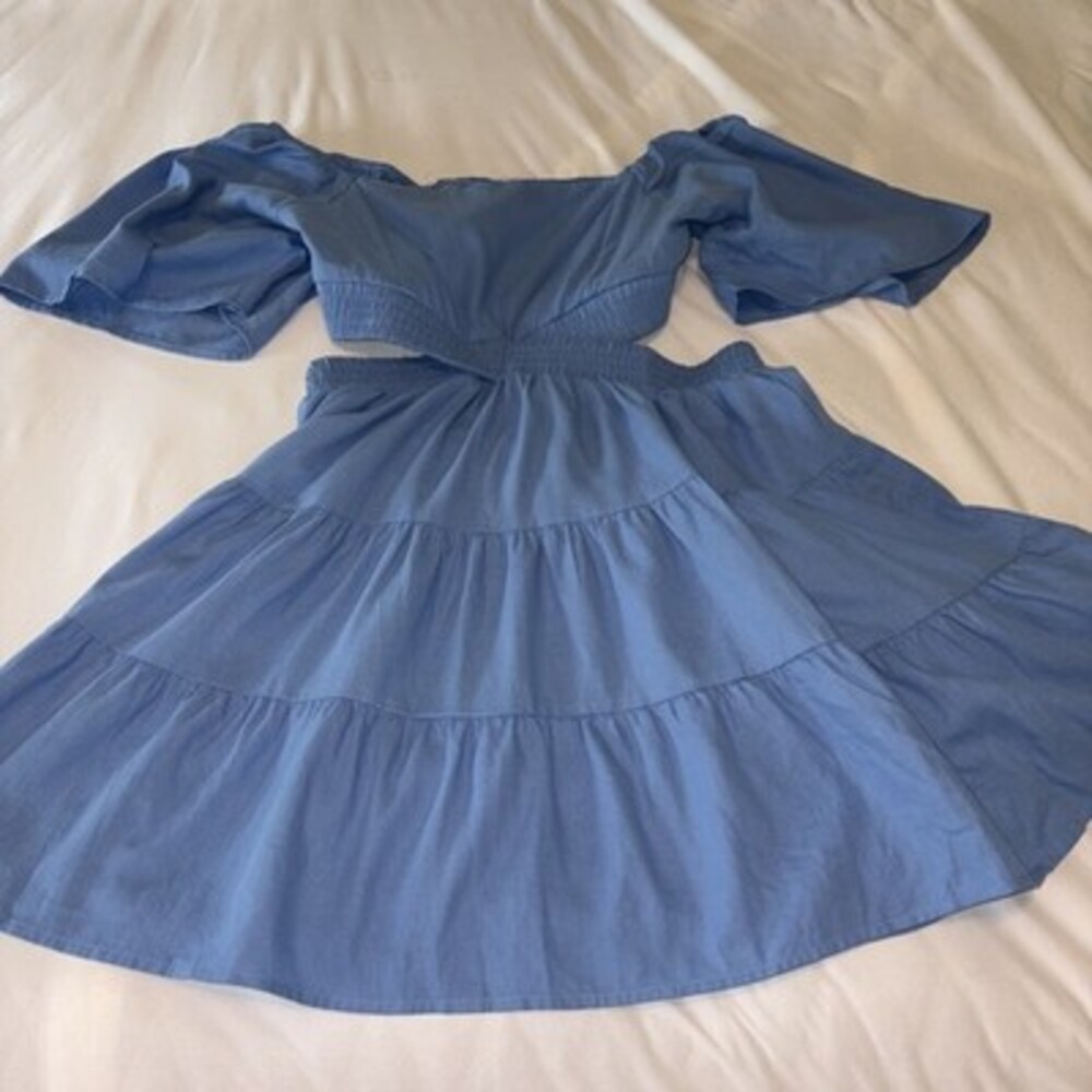 NWOT Country Blue Shy Velvet Size Large Open Back Peekaboo Mini Dress Tiered